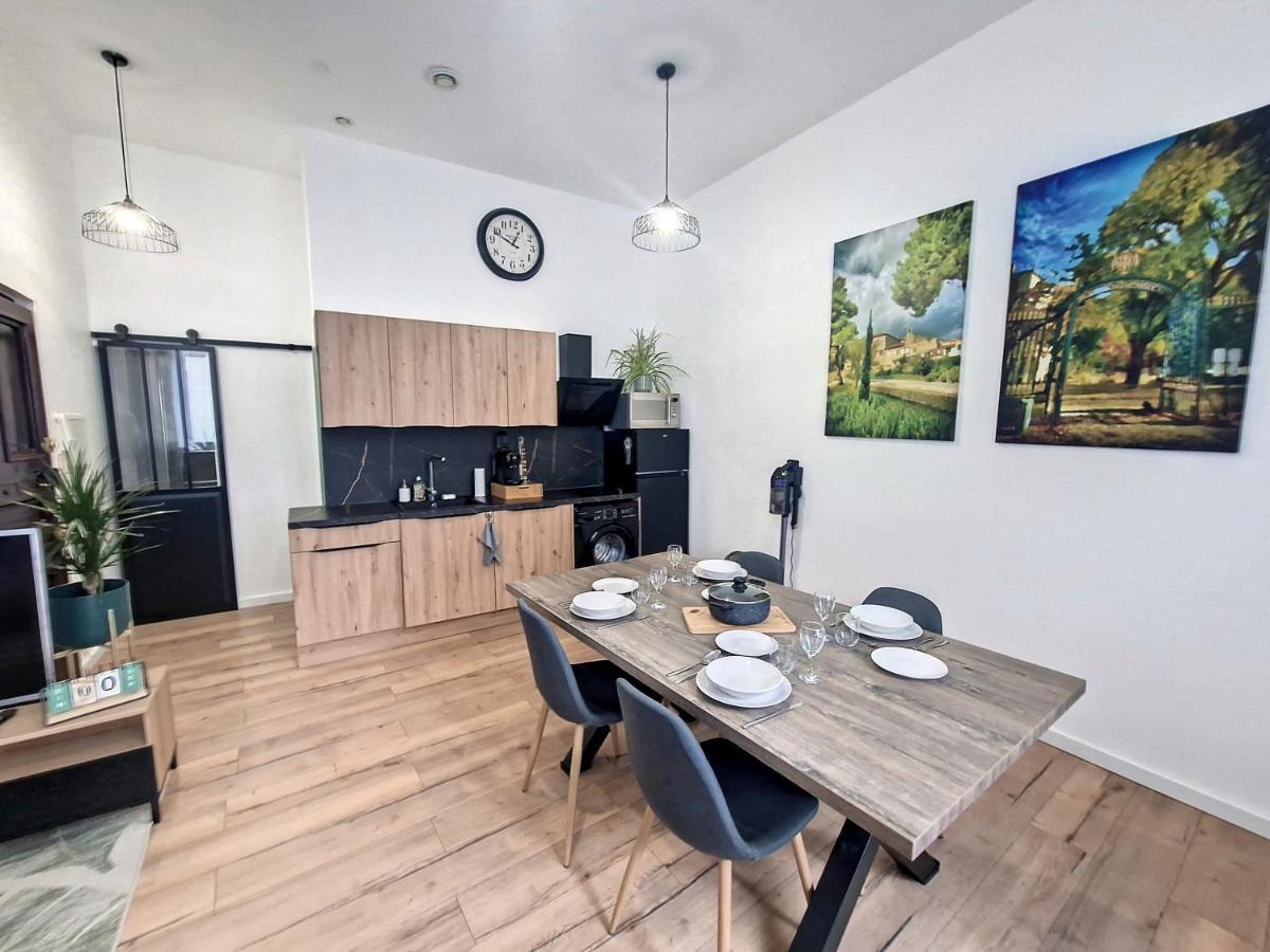 Nimes: Appartement L'Auguste Centre-Ville. エクステリア 写真